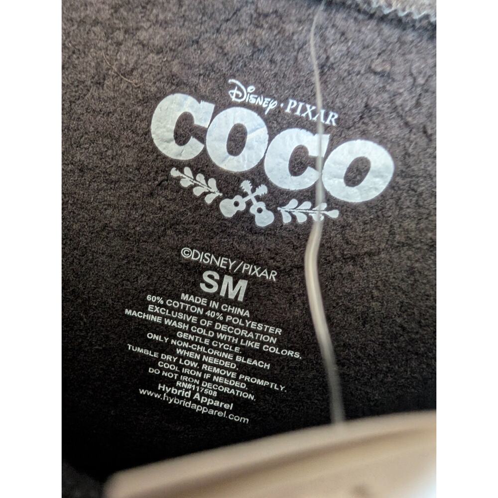 Disney Pixar Sweatshirt Mens S Black Coco Embroidered Icons Rose Sugar Skull NWT - Picture 3 of 4